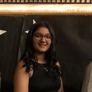 Meet your Posher, Kayla